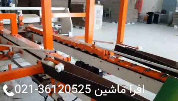 تصویر دستگاه لب‌چسب کارتن از نمای نزدیک